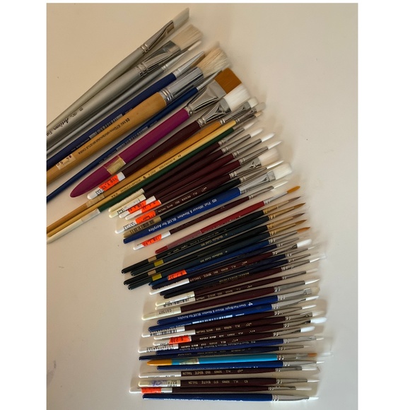 Other - 46 unused artist paintbrushes from various makers